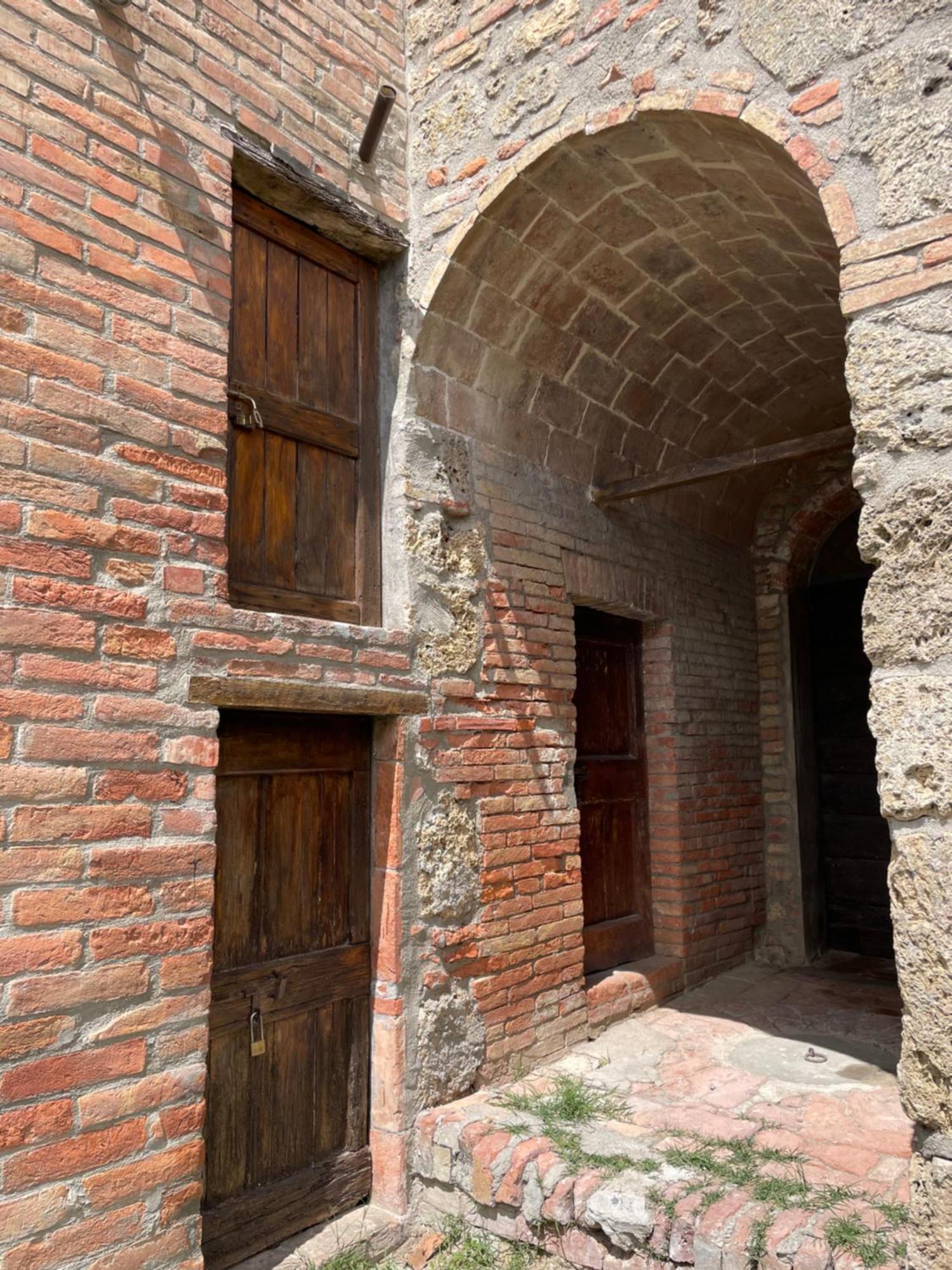 キウージ Montevenere 83ヴィラ エクステリア 写真